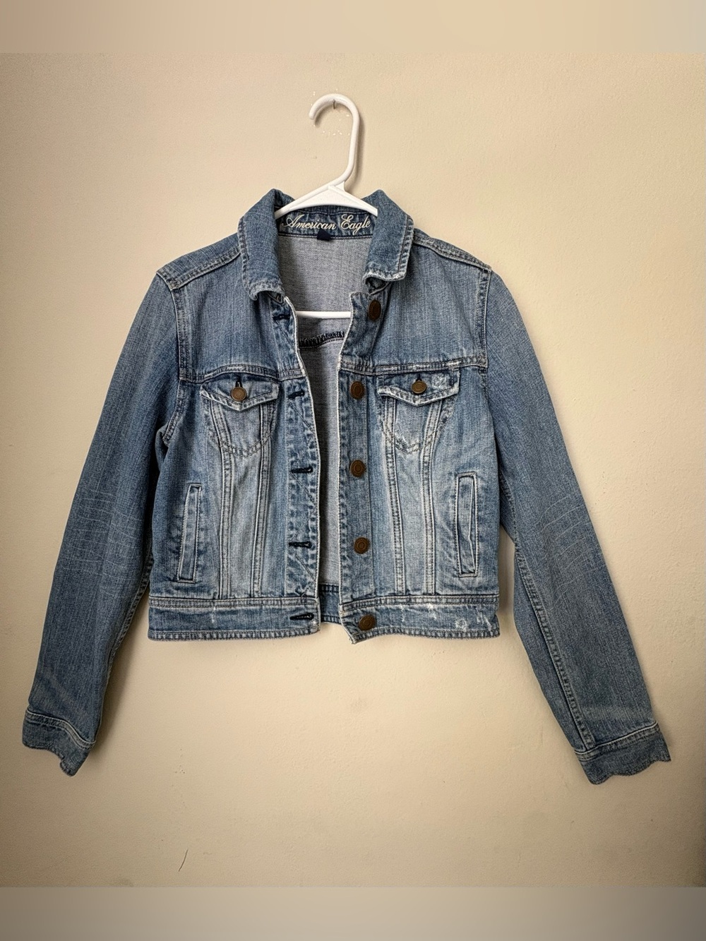 American Eagle Light Wash Denim Jacket Medium Jean Trucker Jacket